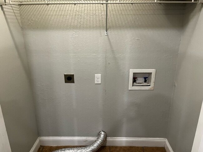 Photo - 4101 Mulligan Manor Ln Unit 564 -APT B