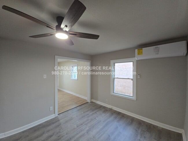 Photo - 638 Miller St