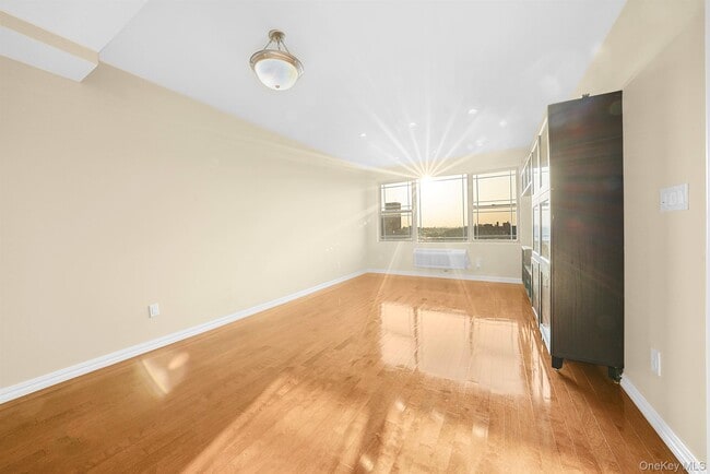 Photo - 40-40 75th St Unit 7D