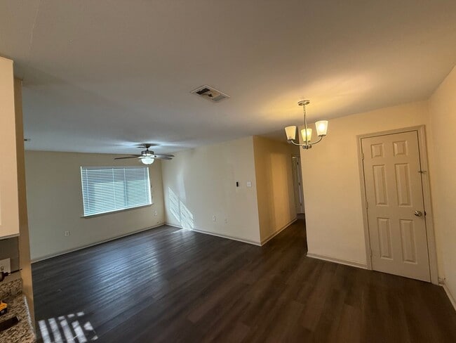 Building Photo - AM 8181-83 Jefferson Park Unit AM 8181 Jefferson Park