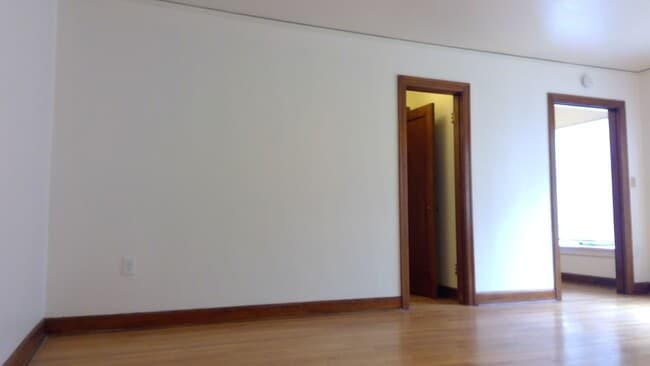 Photo - Viceroy Apartments