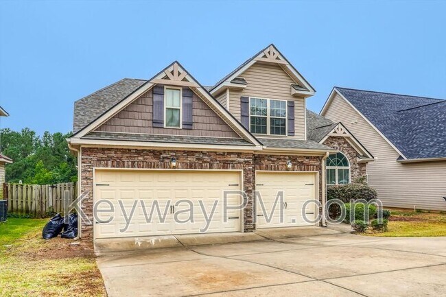 Photo - 219 Kickham Ln