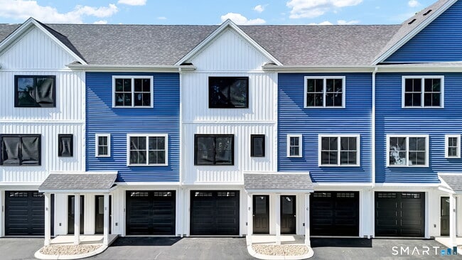 Building Photo - 70 Whiting St Unit Apt A
