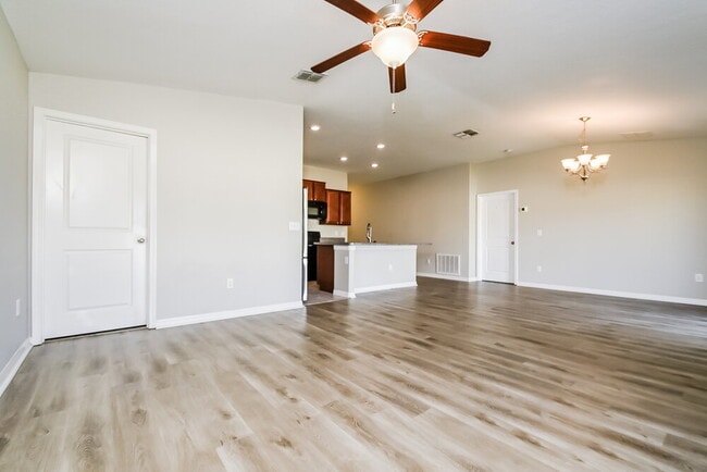 Photo - 8108 Cherry Branch Dr