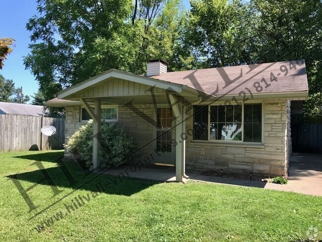 Building Photo - Two Bedroom Home - East