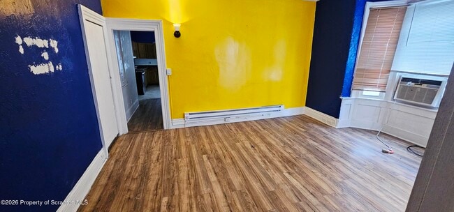 Photo - 1319 Washburn St