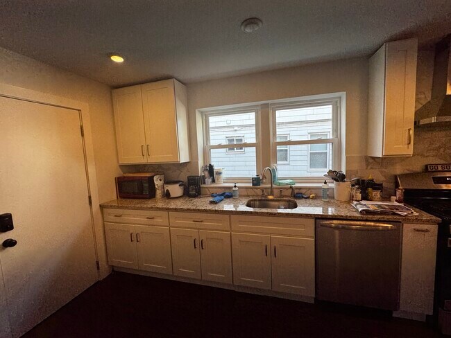 Photo - 79 Bailey Rd Apartments Unit 1