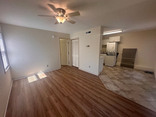 Photo - 928 Bonham Ave Unit 102