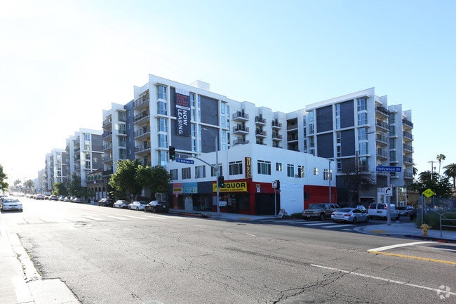 5550 Hollywood