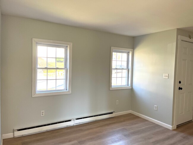 2BR/1BA Available Now!! - Newly Renovated!... - 2BR/1BA Available Now!! - Newly Renovated!... Casa