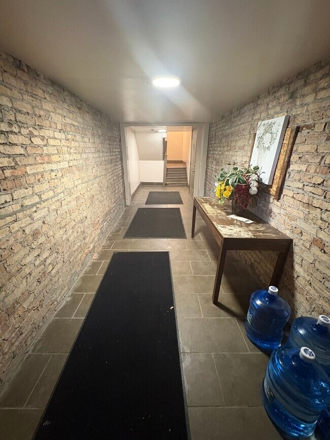 Photo - 4147 W Arthington St Unidad 1