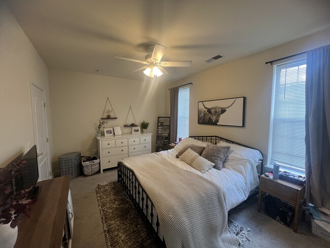 Photo - 23620 Overlook Park Dr Unidad 103