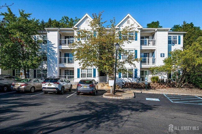 Photo - 936 Waterford Dr