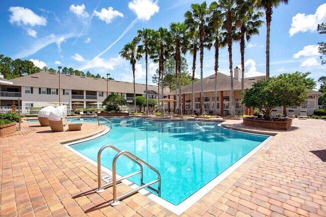 Photo - Hunters Crossing