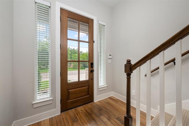 Photo - 408 W 16th St