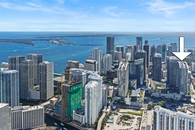 Photo - 88 SW 7th St Unidad 3101