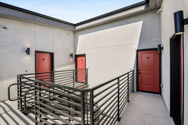 Photo - Summit on Iowa