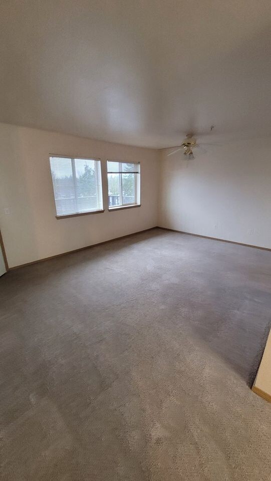 West Ridge Apartments