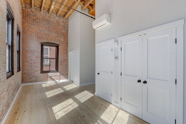 Photo - 45 Wingate St Unit 403