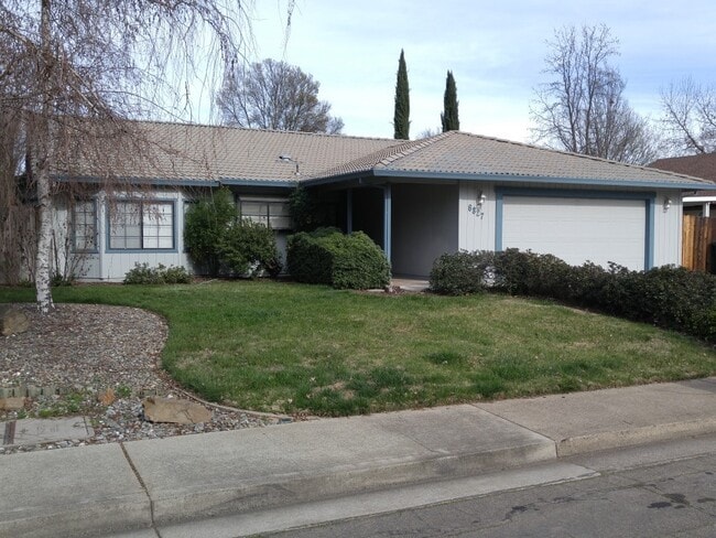 Spacious Home Between Redding and Anderson - Spacious Home Between Redding and Anderson