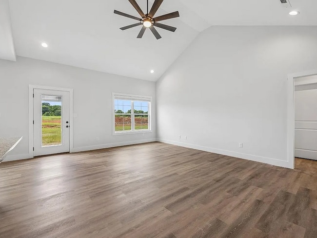 Photo - 2625 Scottsville Rd