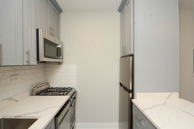 Photo - 510 W Belmont Ave Unidad B3