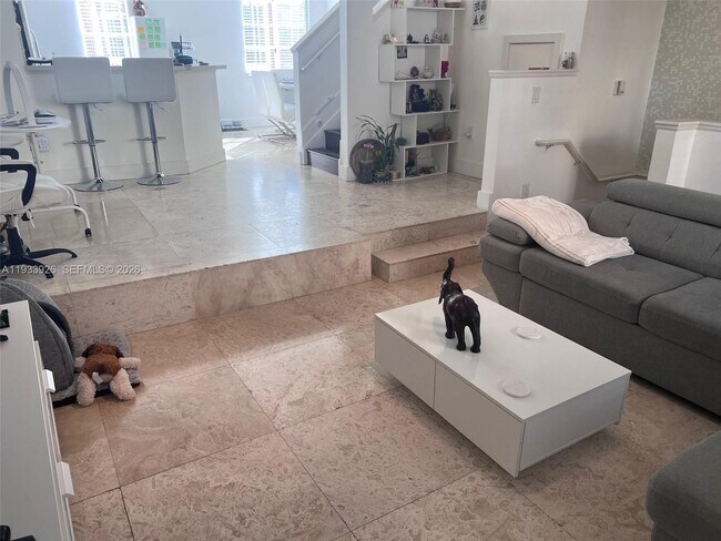 Photo - 2961 NE 185th St