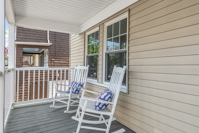 Photo - 44-46 Woods Ave Unit 44