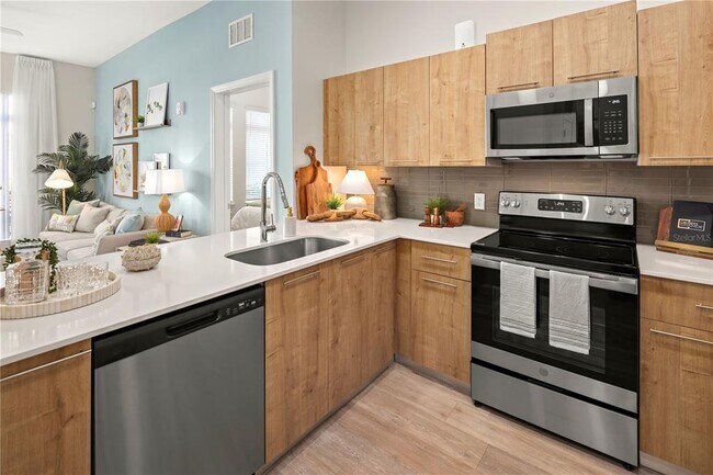 Photo - 5256 International Dr Unit B1