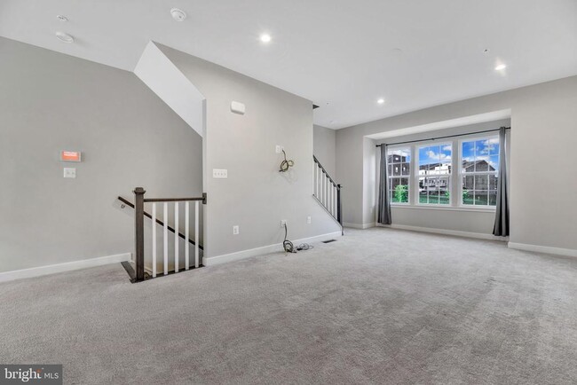 Photo - 730 Sky Bridge Dr