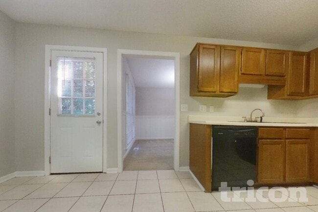 Photo - 5394 Telford Ct