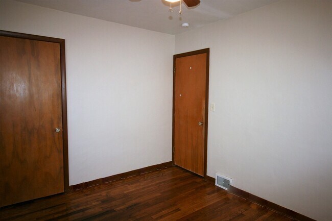 Photo - Cozy 3 bedroom home in Bettendorf-6 month lease option