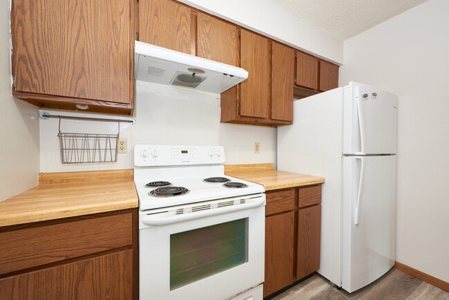 Photo - 5 Somerset Dr Unit 5
