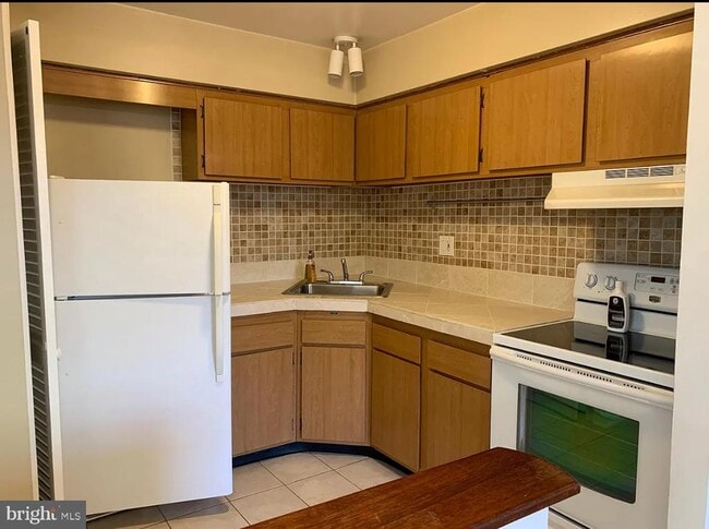 Photo - 512 Stidman Dr Unit D-1