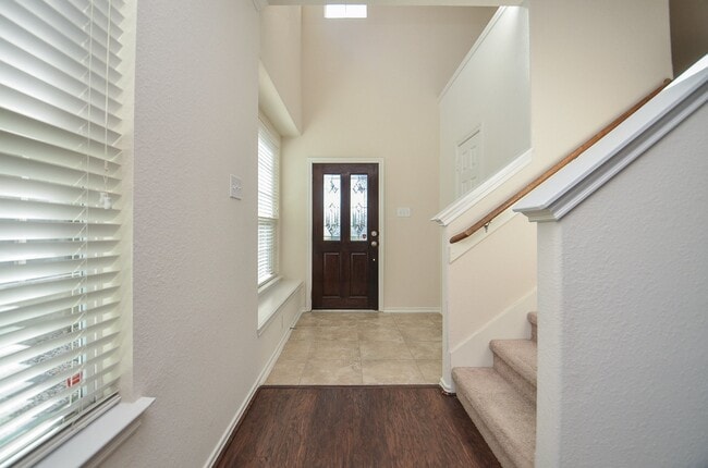 Photo - 24542 Folkstone Cir