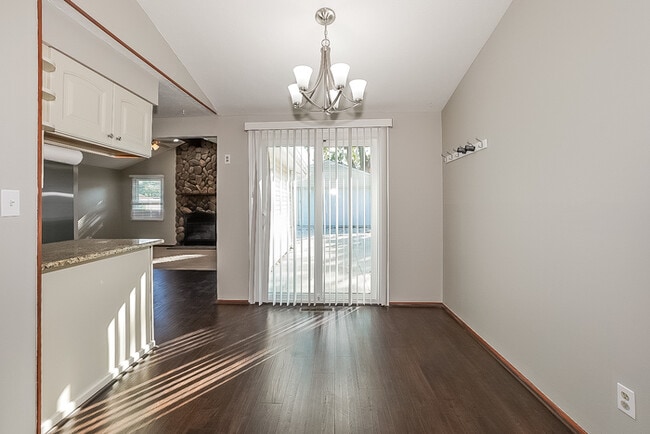 Photo - 8975 Cambridge Dr