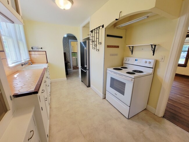 Photo - 3-Bedroom Home in Juneau’s Desirable Downtown Flats