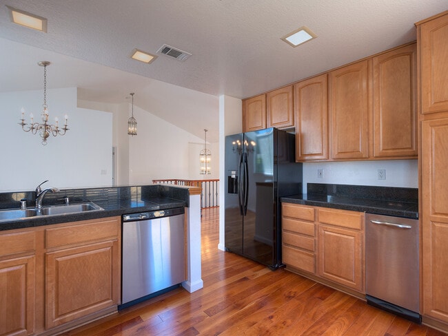 Photo - 1348 Fountain Springs Cir