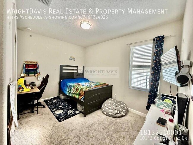 Photo - 10143 Count Fleet Dr