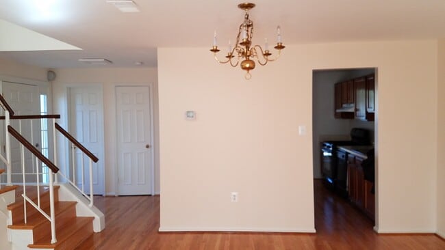 Photo - 7865 Parthian Ct