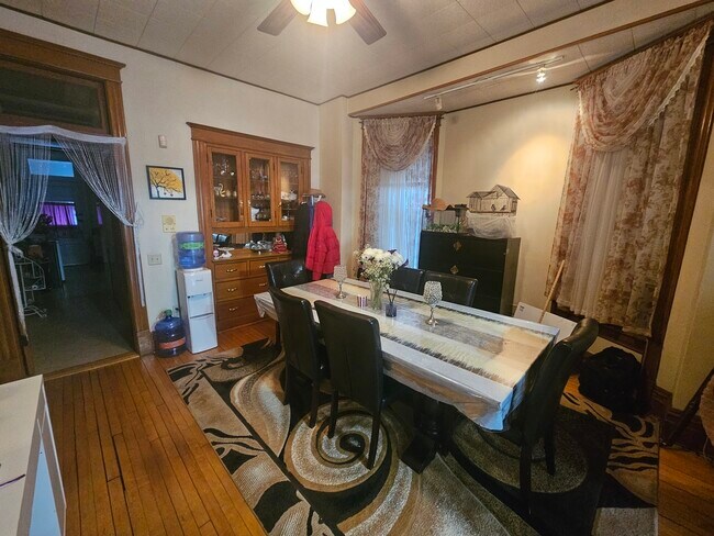 Photo - 1132 W Wrightwood Ave Unidad 1