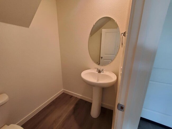 Photo - 2057 Shady Tree Cir