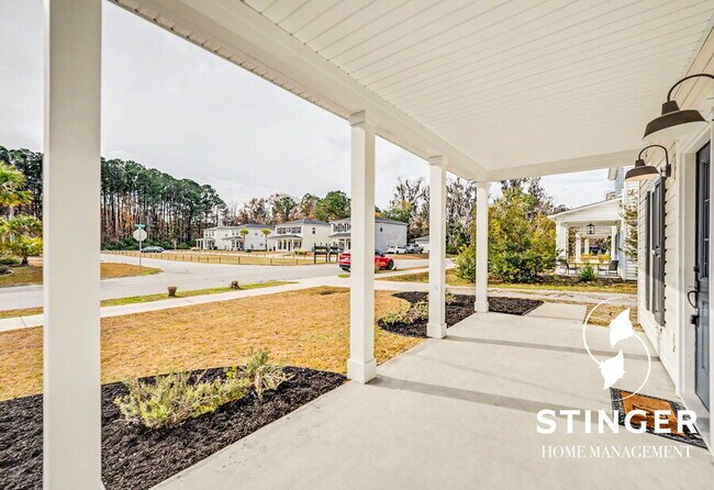 Photo - 14 Los Robles Rd