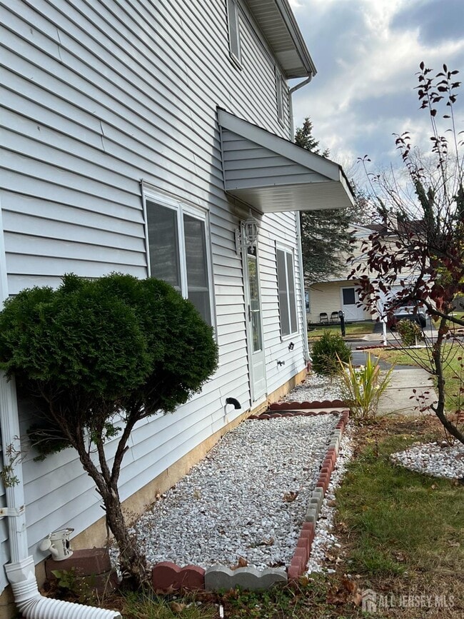 Photo - 100 Wyndmoor Dr