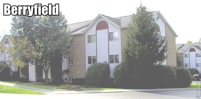 Building Photo - 401 Berryfield Ln