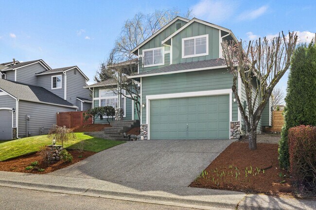 Photo - Immaculate 3 bed with lg fenced yard