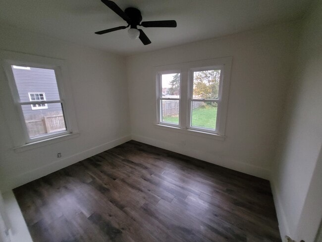 Photo - 2714 Ashman St