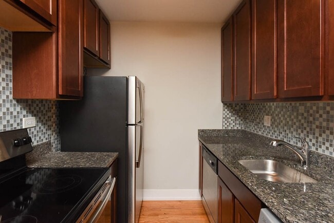 Photo - 541 W Arlington Pl Unidad 100