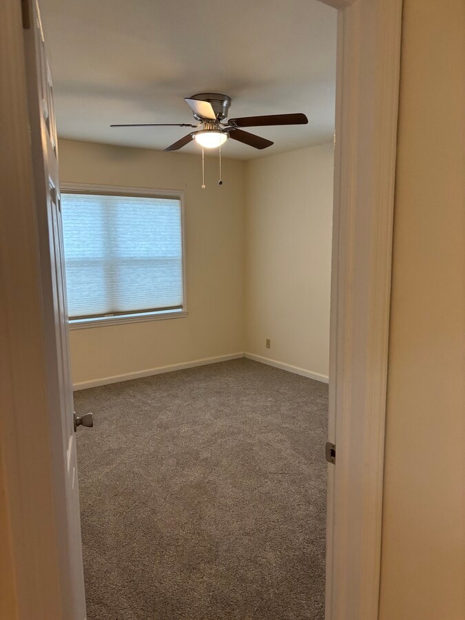 Bedroom - 3700 Horseblock Rd