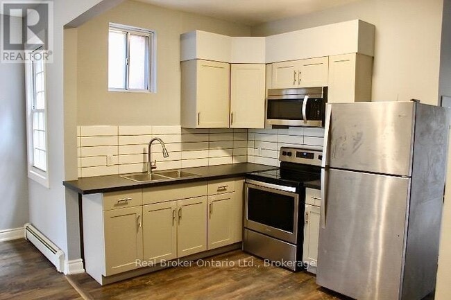 Photo - 2 Main St E Unit 2